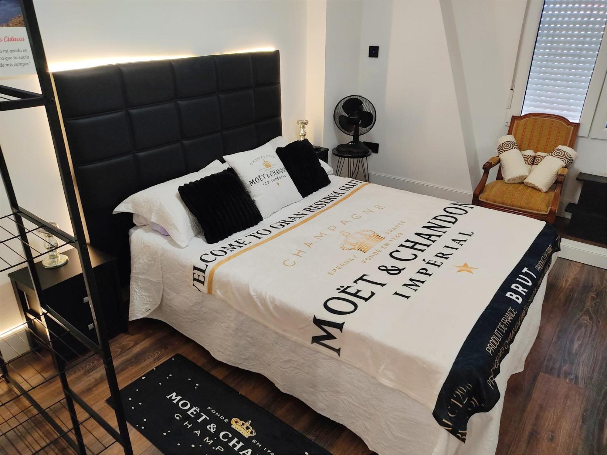 Gran Reserva Suites Centro Alojamiento Entero Logroño Dış mekan fotoğraf
